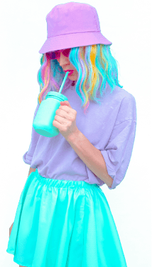 Woman with colourful hair and bucket hat